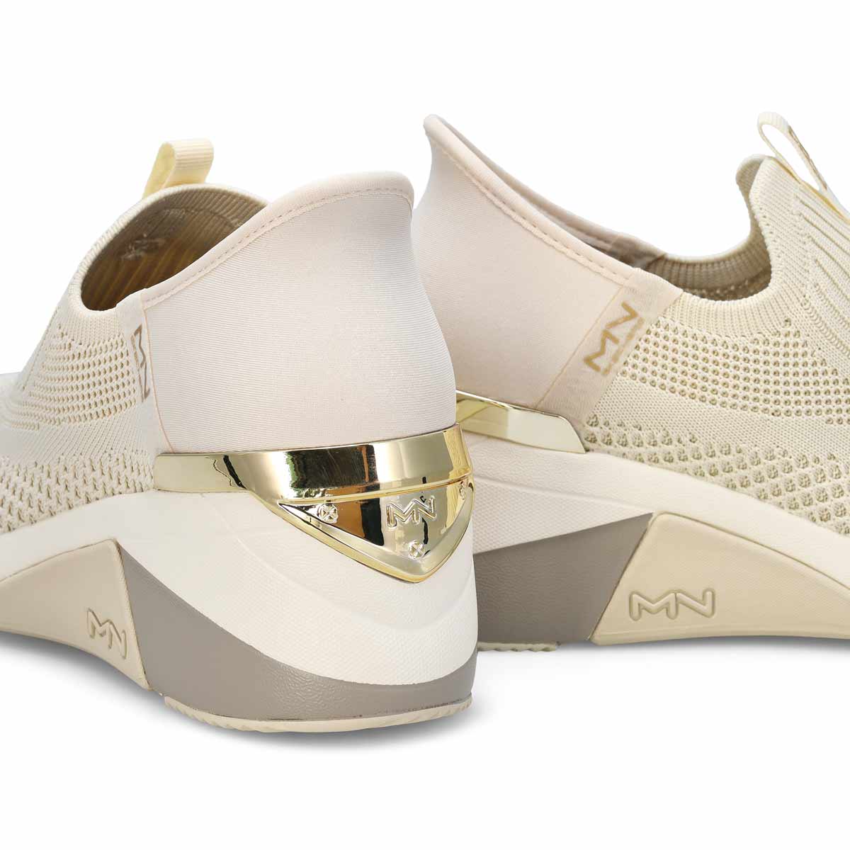 11687-mark-nason-a-wedge-crecent-women-1.jpg