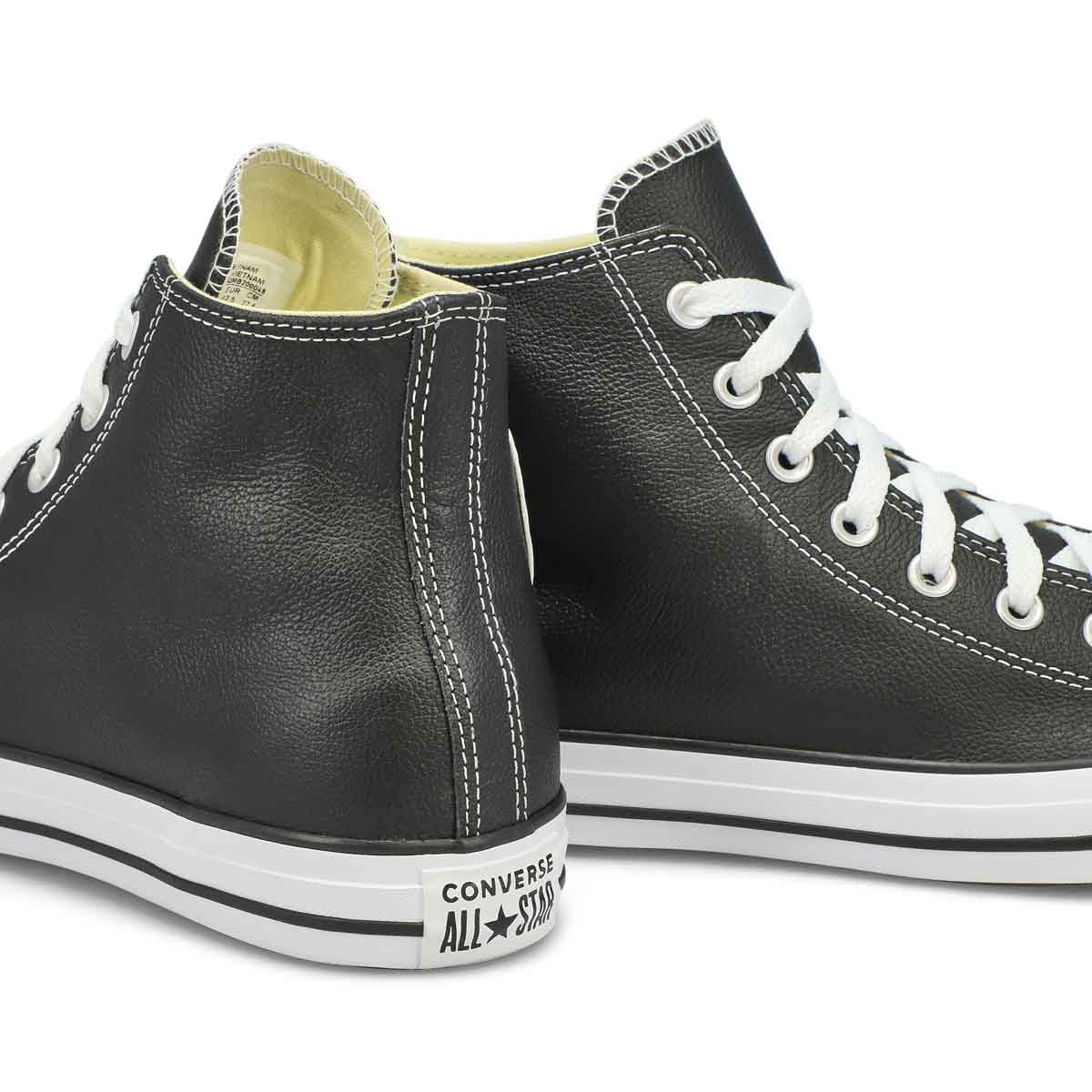 13801-chuck-taylor-all-star-hi-men-1.jpg