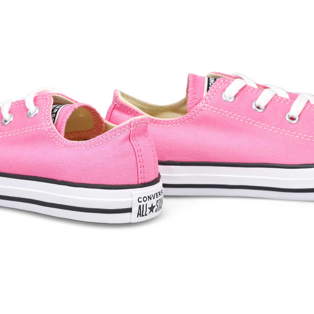 26674-chuck-taylor-all-star-girls-1.jpg