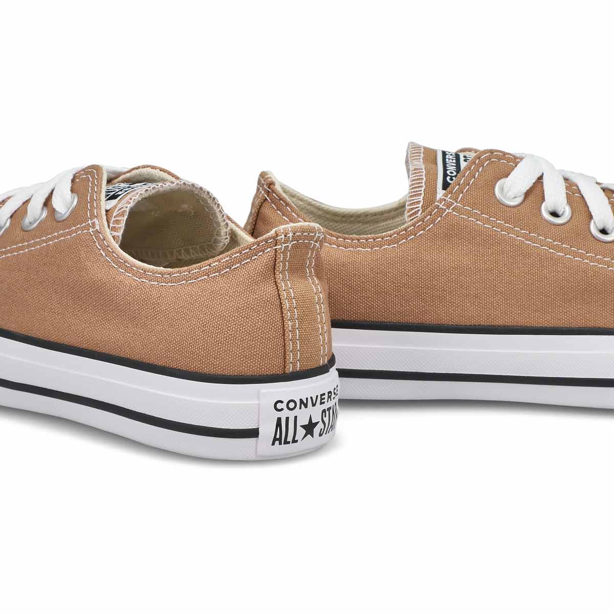 34083-chuck-taylor-all-star-women-7.jpg