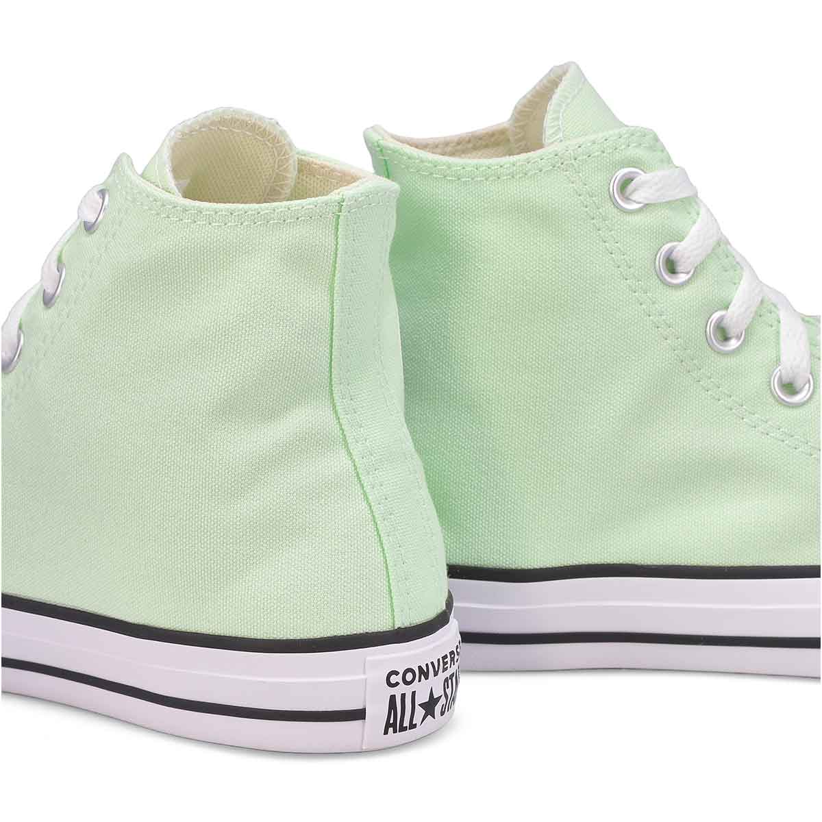 34857-chuck-taylor-all-star-hi-women-1.jpg