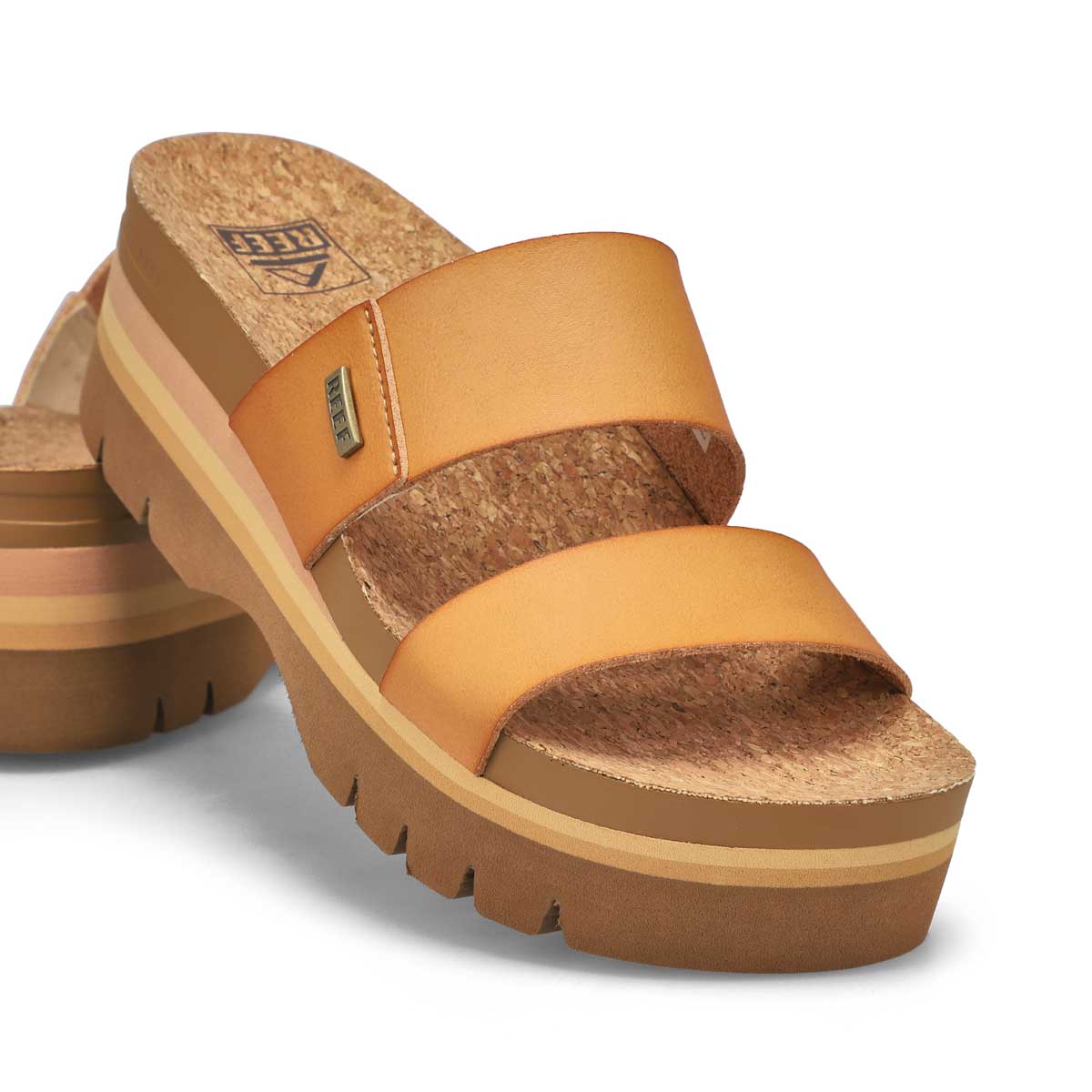 40928-cushion-vista-hi-2-5-women-7.jpg