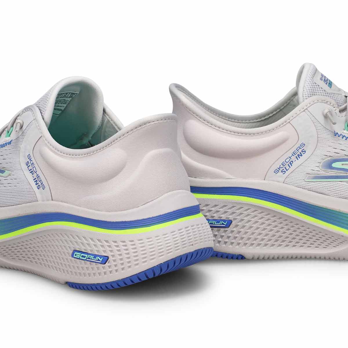 8708-go-run-elevate-2-0-banyan-women-1.jpg