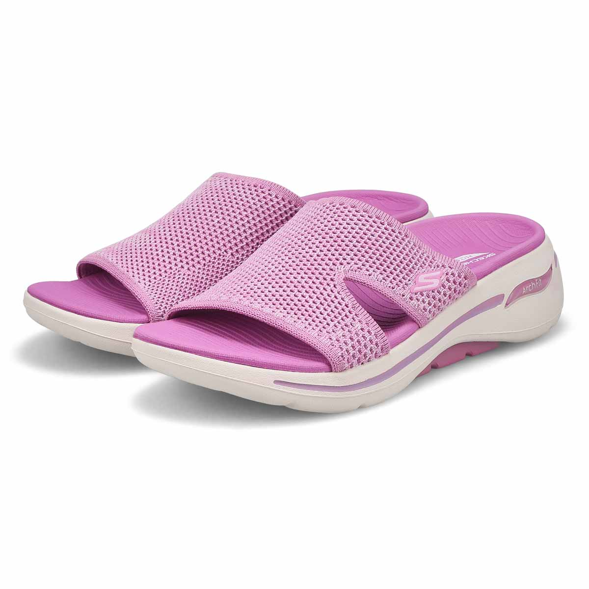 9272-go-walk-arch-fit-women-1.jpg